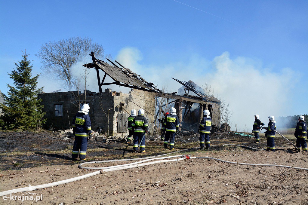 Pożar stodoły w Jeleniu - FOTO