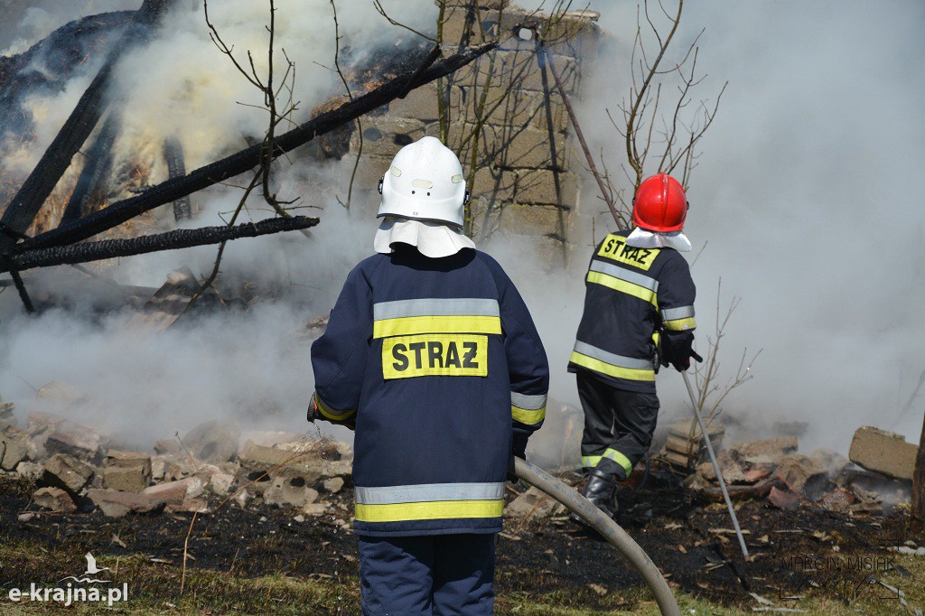 Pożar stodoły w Jeleniu - FOTO