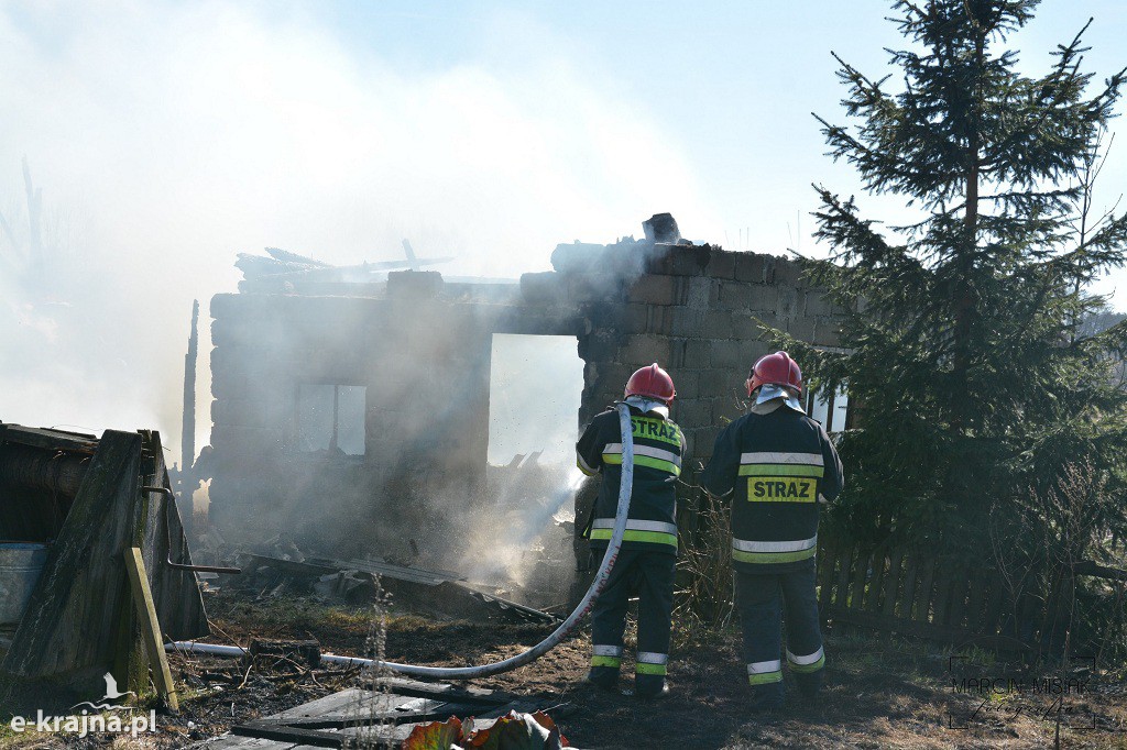 Pożar stodoły w Jeleniu - FOTO