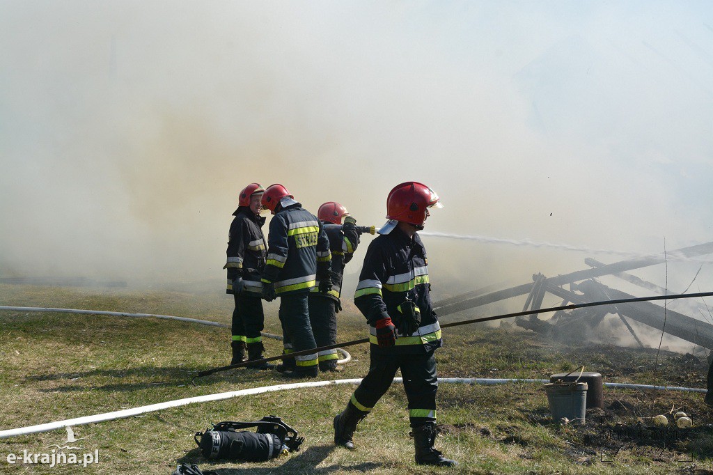 Pożar stodoły w Jeleniu - FOTO