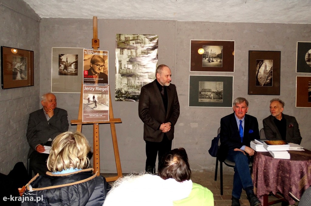 Słowo i obraz w Galerii Kaji i Solińskiego