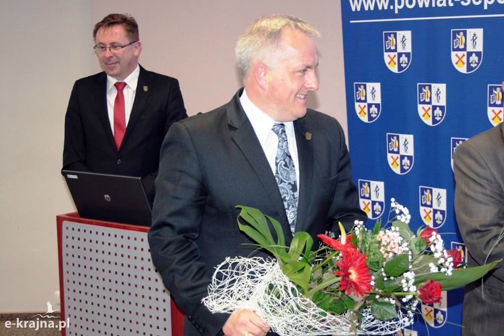 Absolutorium dla Zarządu Powiatu