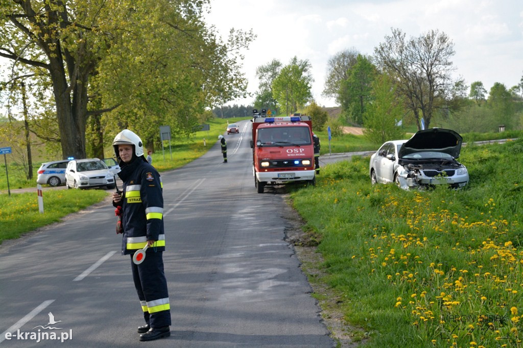 Zderzenie osobówek w Zabartowie