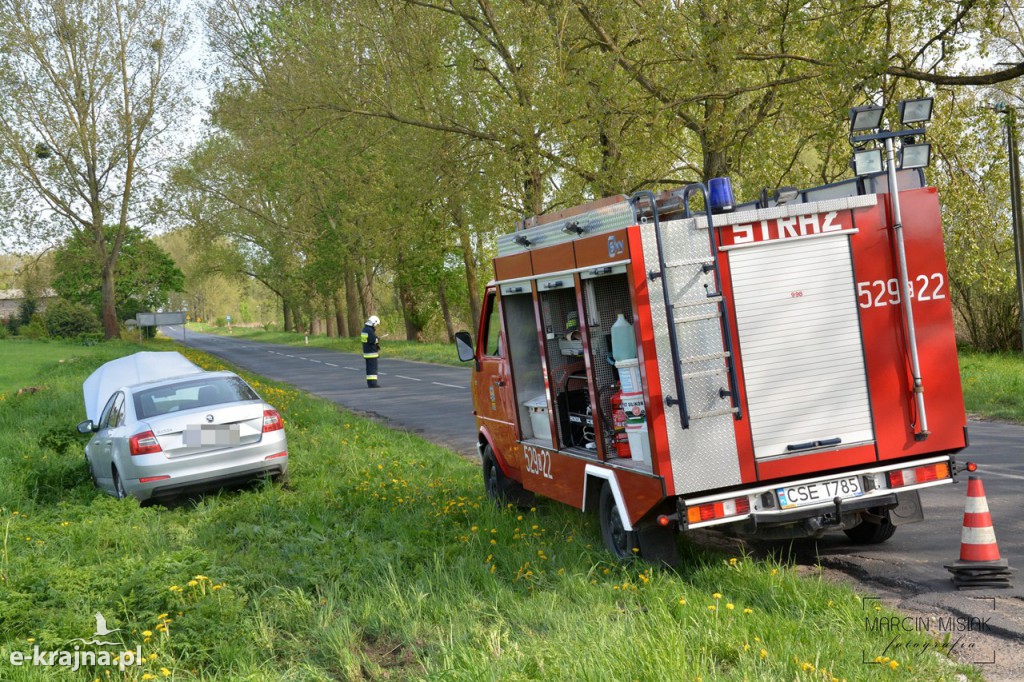 Zderzenie osobówek w Zabartowie