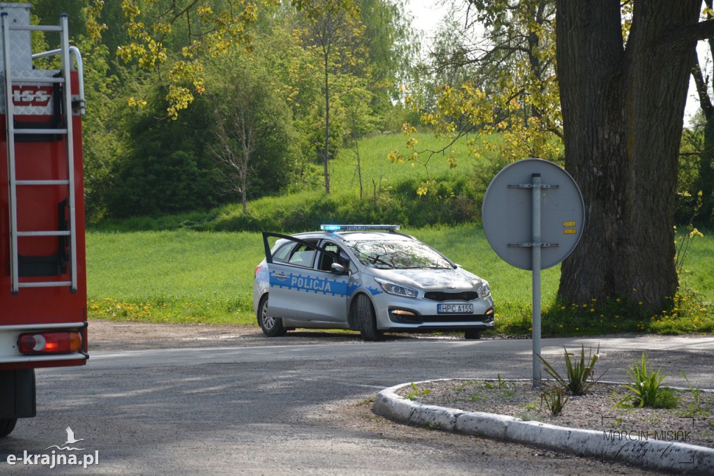 Zderzenie osobówek w Zabartowie