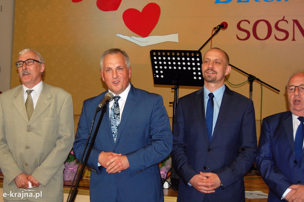 Powiatowy Dzień Matki w Sośnie