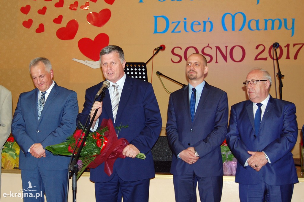 Powiatowy Dzień Matki w Sośnie