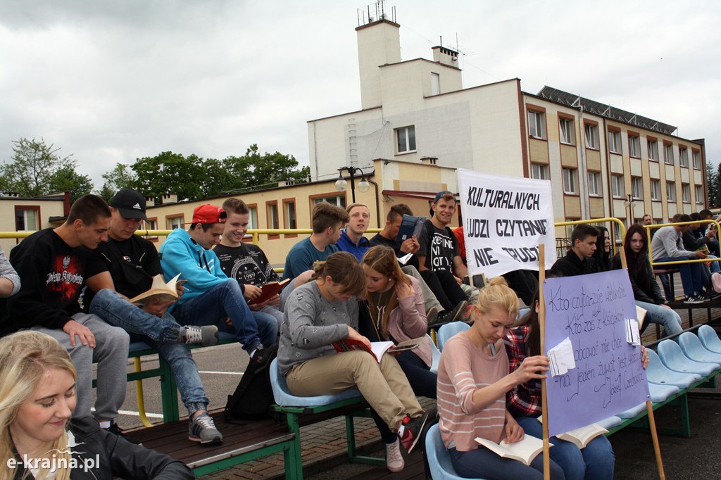 Człuchów: Jak nie czytam, jak czytam