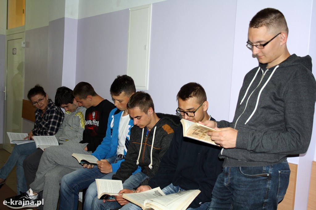 Człuchów: Jak nie czytam, jak czytam