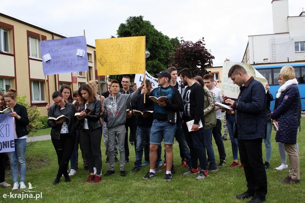 Człuchów: Jak nie czytam, jak czytam