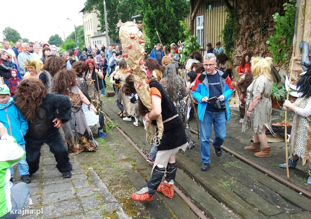 Pociąg specjalny zakłócił czasoprzestrzeń