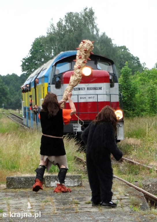Pociąg specjalny zakłócił czasoprzestrzeń