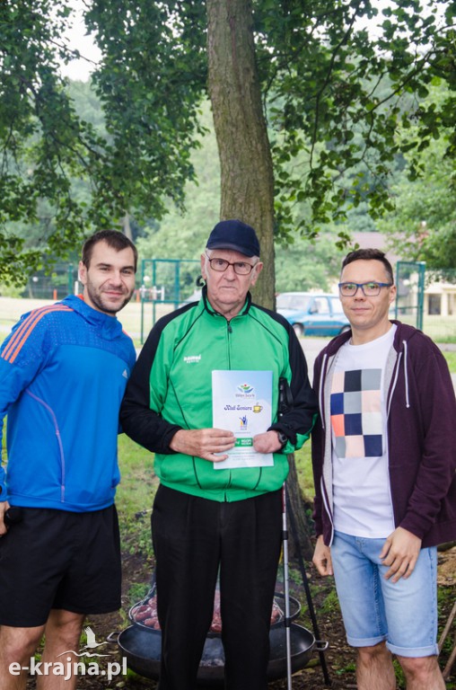 Zakończenie zajęć nordic walking i piknik Klubu Seniora