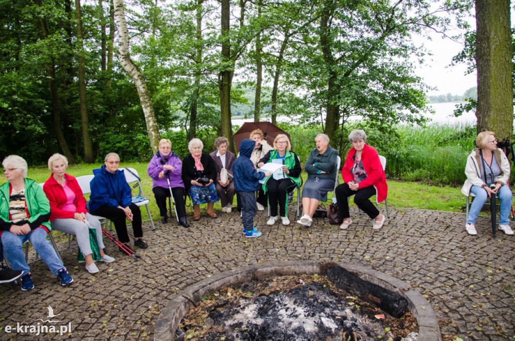 Zakończenie zajęć nordic walking i piknik Klubu Seniora