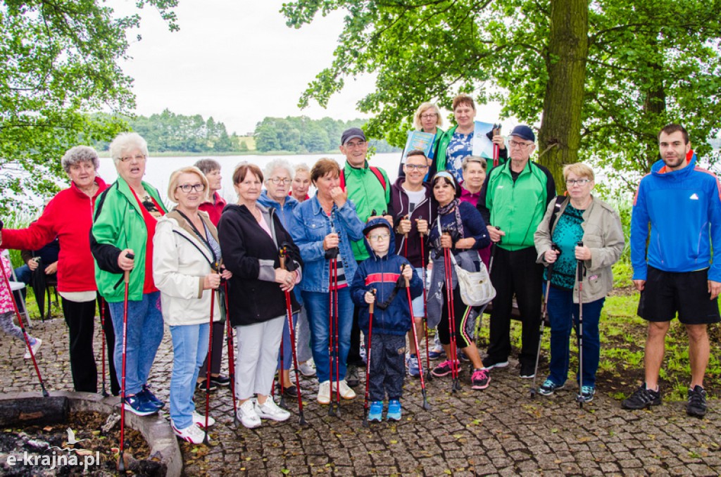 Zakończenie zajęć nordic walking i piknik Klubu Seniora