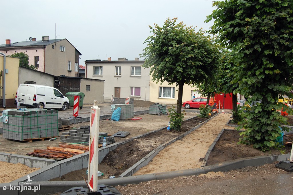 Więcbork: Strzelecka nadal rozgrzebana