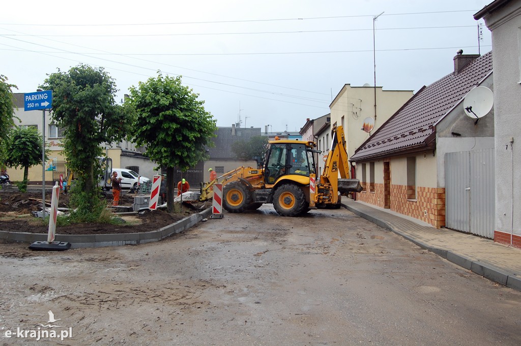 Więcbork: Strzelecka nadal rozgrzebana