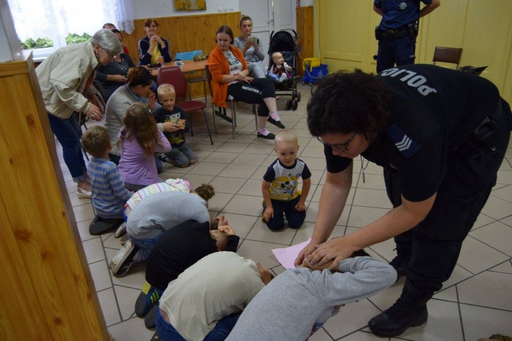 Lato 2017 w Mierucinie. Piątek z Policją