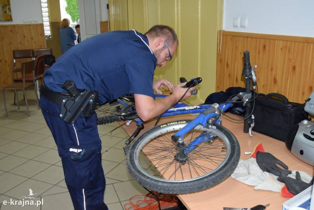 Lato 2017 w Mierucinie. Piątek z Policją