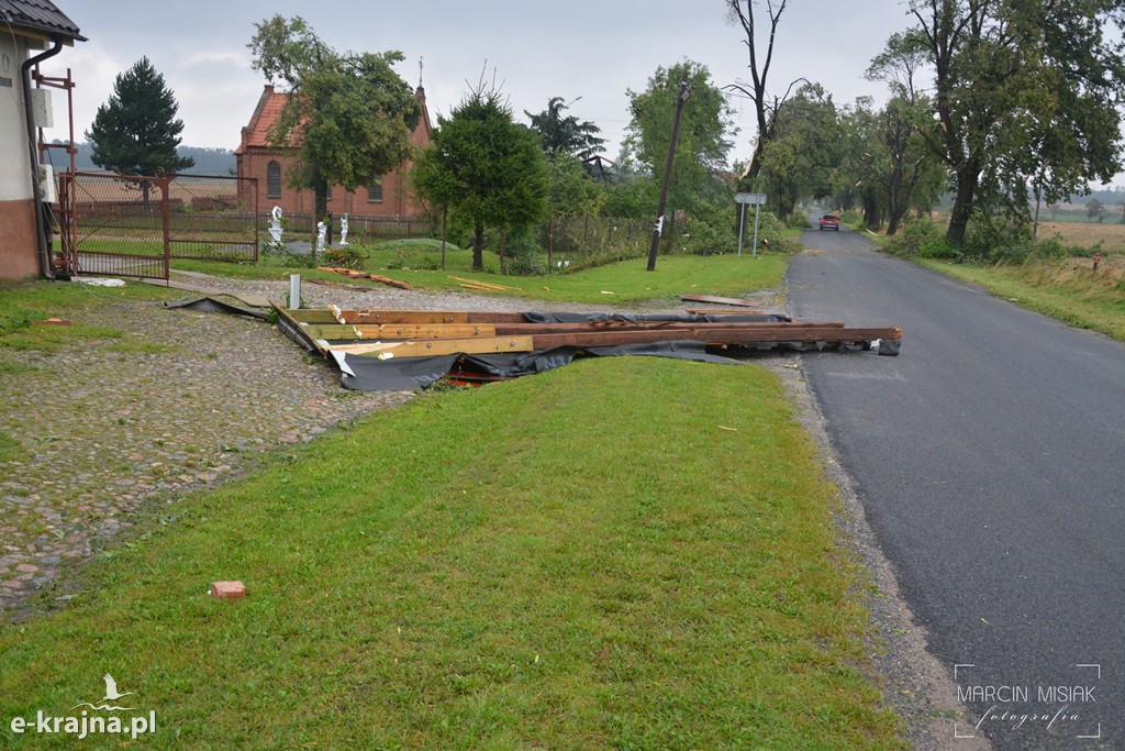 Ogromne zniszczenia po piątkowej nawałnicy