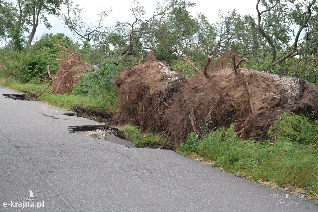 Ogromne zniszczenia po piątkowej nawałnicy