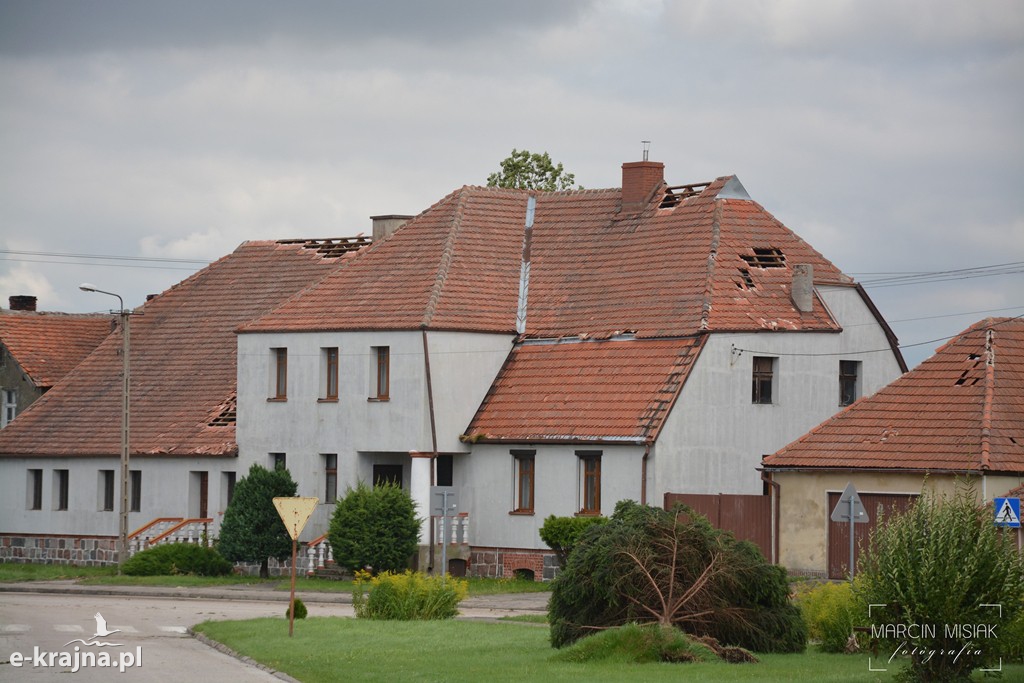 Ogromne zniszczenia po piątkowej nawałnicy