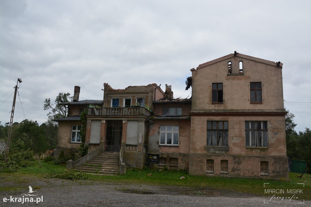 Ogromne zniszczenia po piątkowej nawałnicy