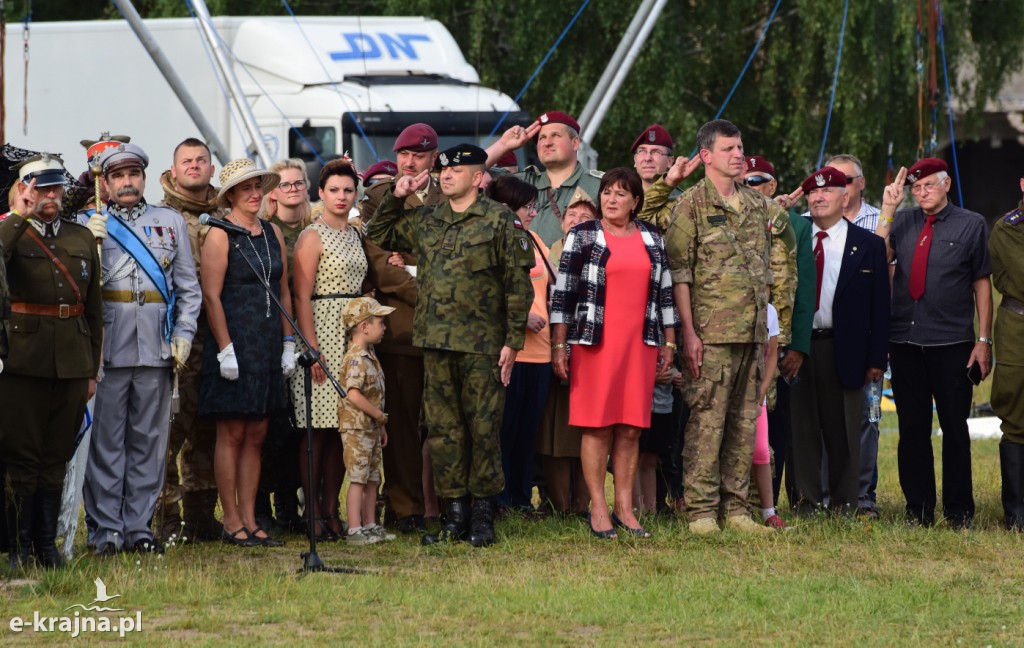 Gąsienice i podkowy w Bornym Sulinowie