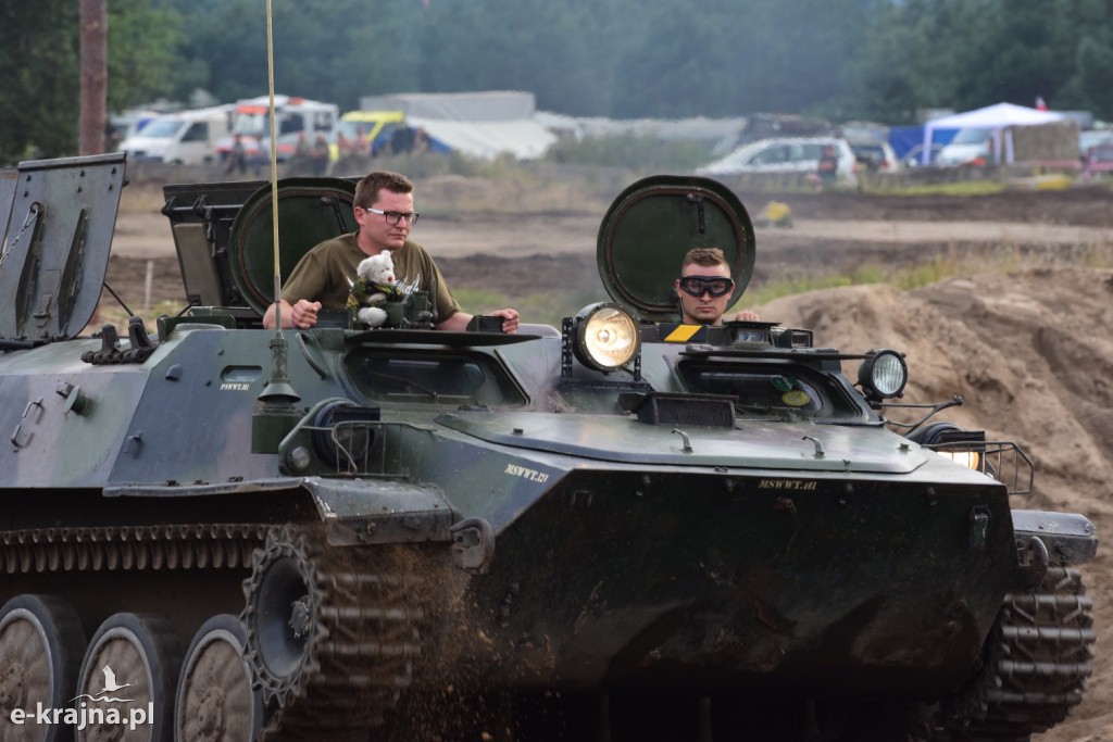 Gąsienice i podkowy w Bornym Sulinowie