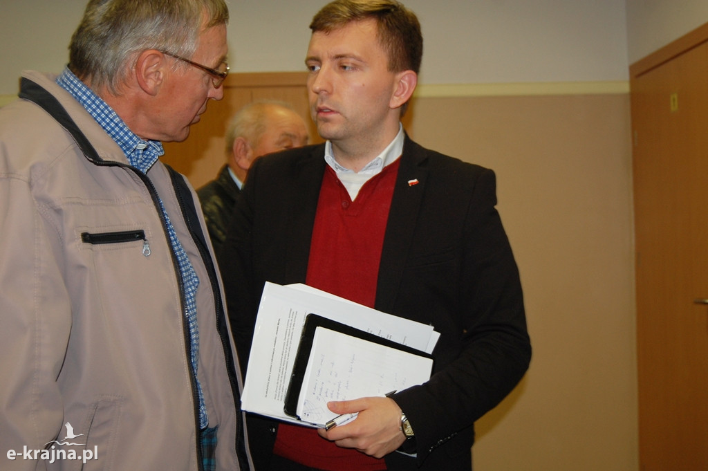 Burzliwe spotkanie z poszkodowanymi przez nawałnicę