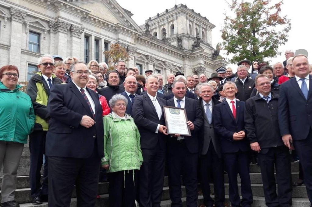 Umowa pomiędzy Łobżenicą i Schrecksbach
