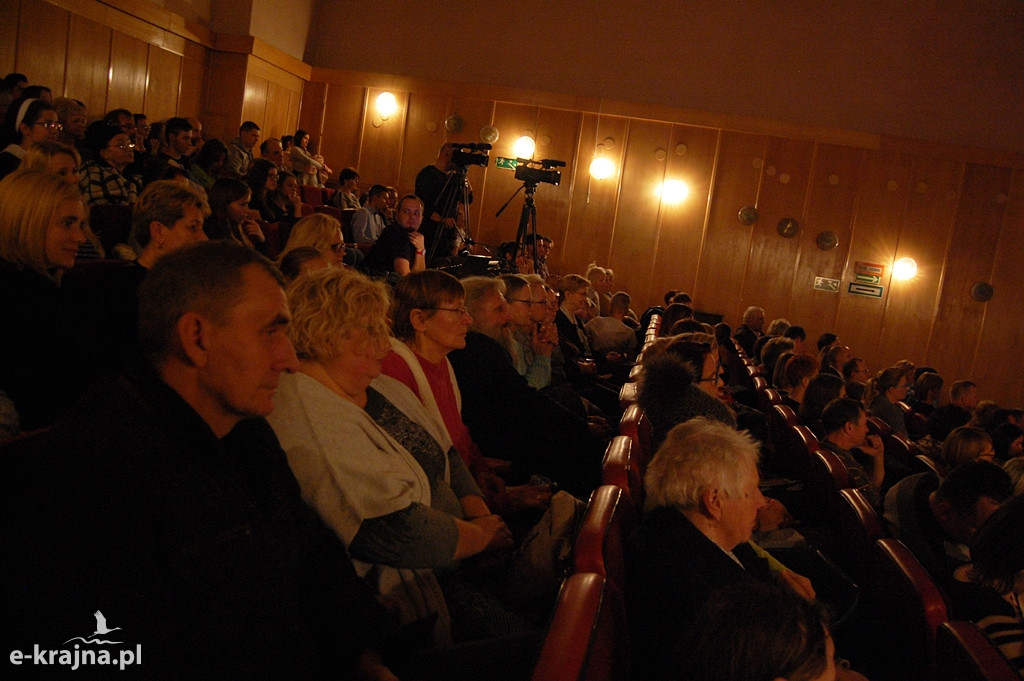 Nasz Bóg jest wielki - Effatha otworzyła serca więcborskiej publiczności