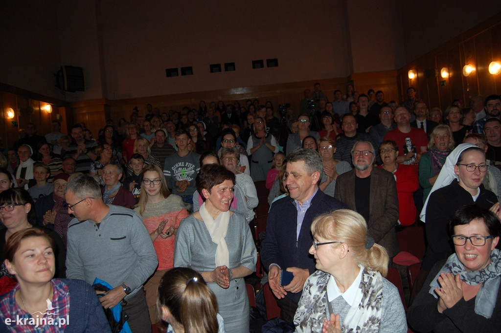 Nasz Bóg jest wielki - Effatha otworzyła serca więcborskiej publiczności