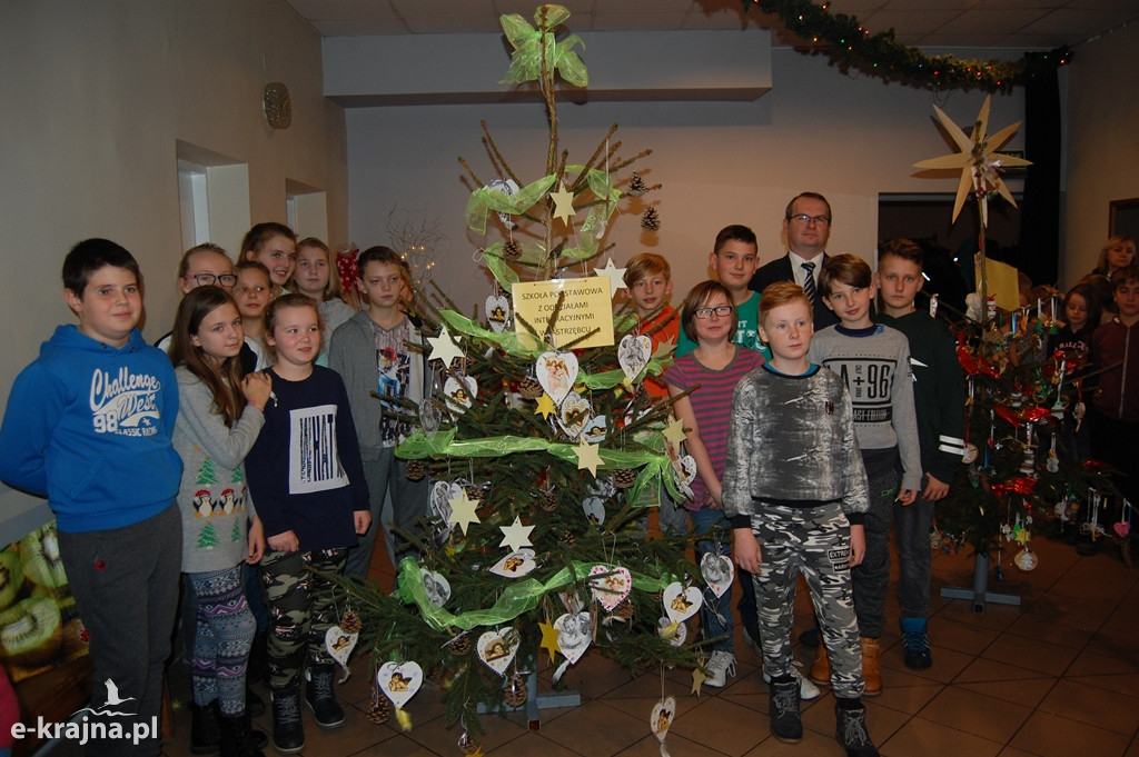 Konkurs na najładniej ubraną choinkę