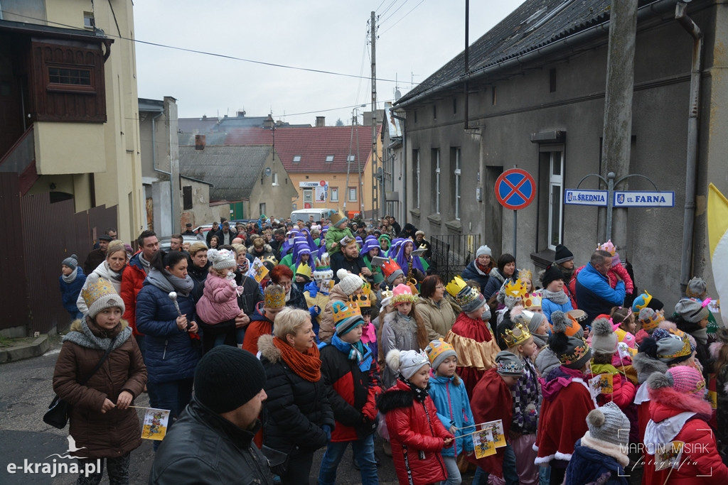 Orszak Trzech Króli przeszedł ulicami Sępólna Krajeńskiego