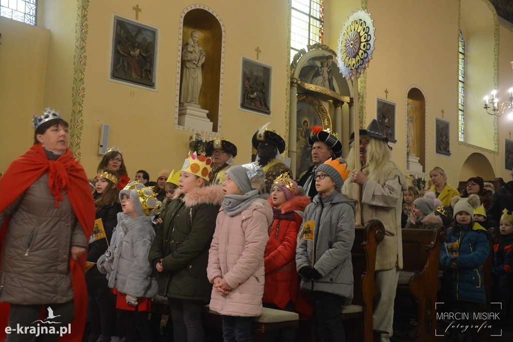 Orszak Trzech Króli przeszedł ulicami Sępólna Krajeńskiego