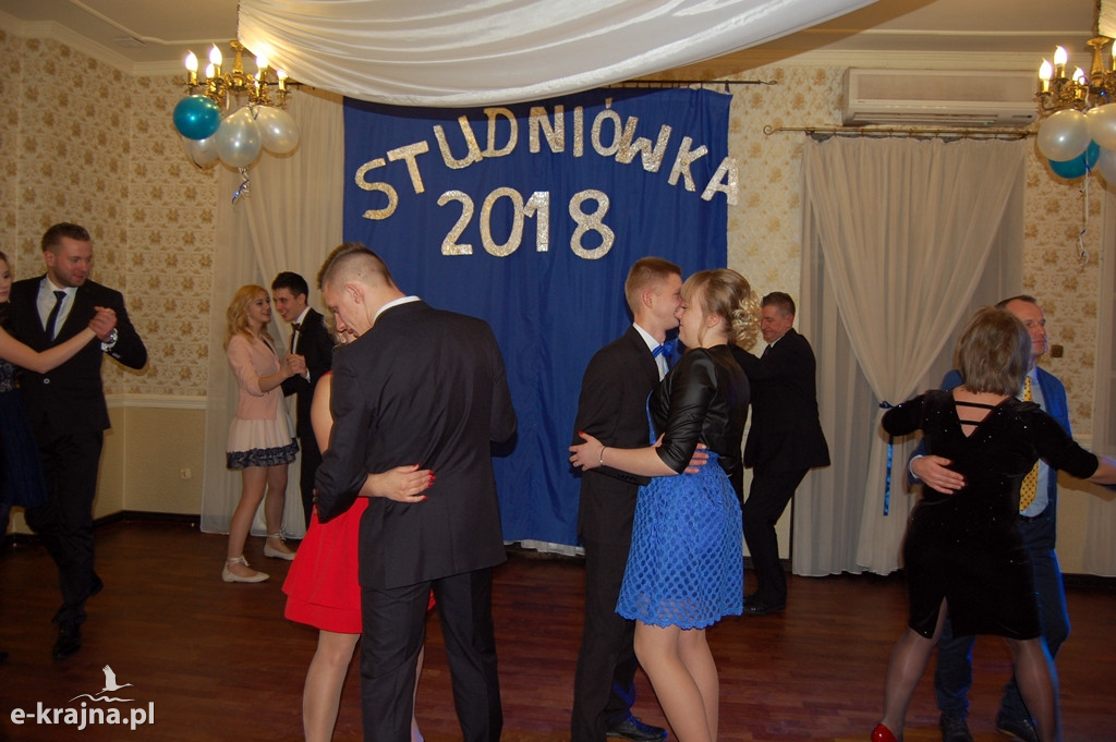 Studniówka 2018 ZSCKR w Sypniewie