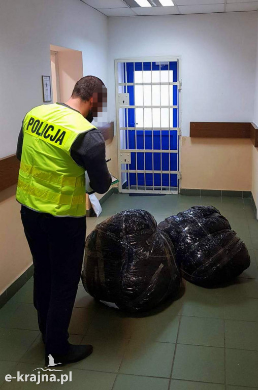 Nielegalny tytoń i skradzione motocykle