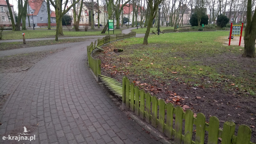 Złotów: Nieletni odpowiedzą za zniszczenie mienia