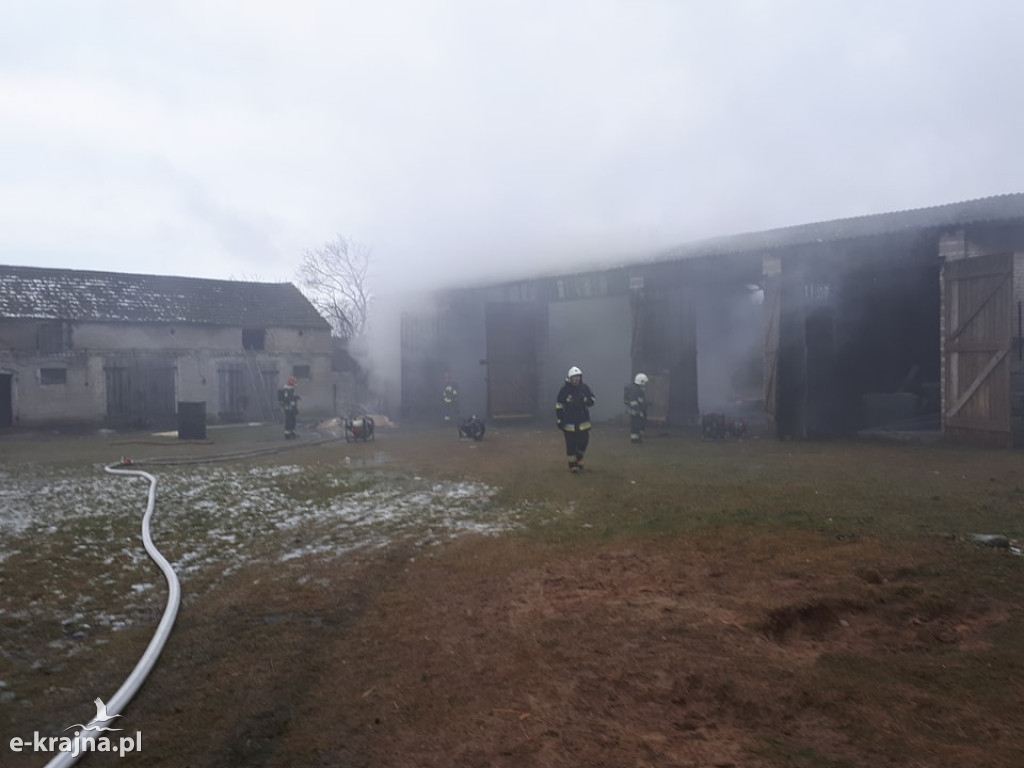 Pożar stodoły przy DW 188 w gminie Lipka