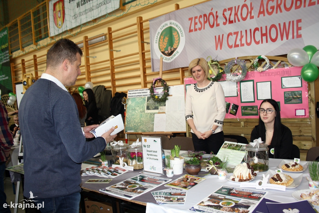 Człuchów: Oferowali pracę i możliwości dalszej nauki