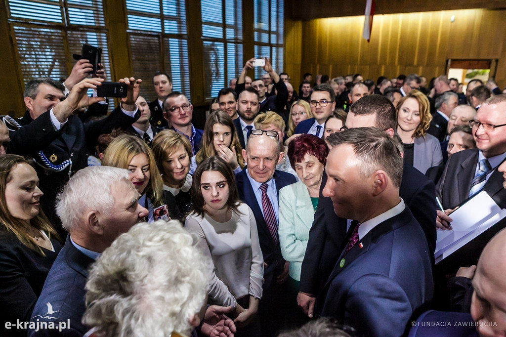 Prezydent RP Andrzej Duda spotkał się z wolontariuszami