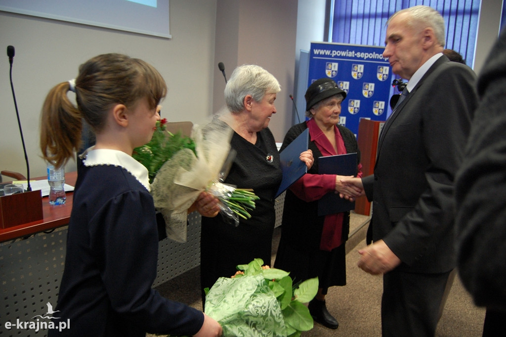 Śp. Bernard Orłowski w Księdze Zasłużonych