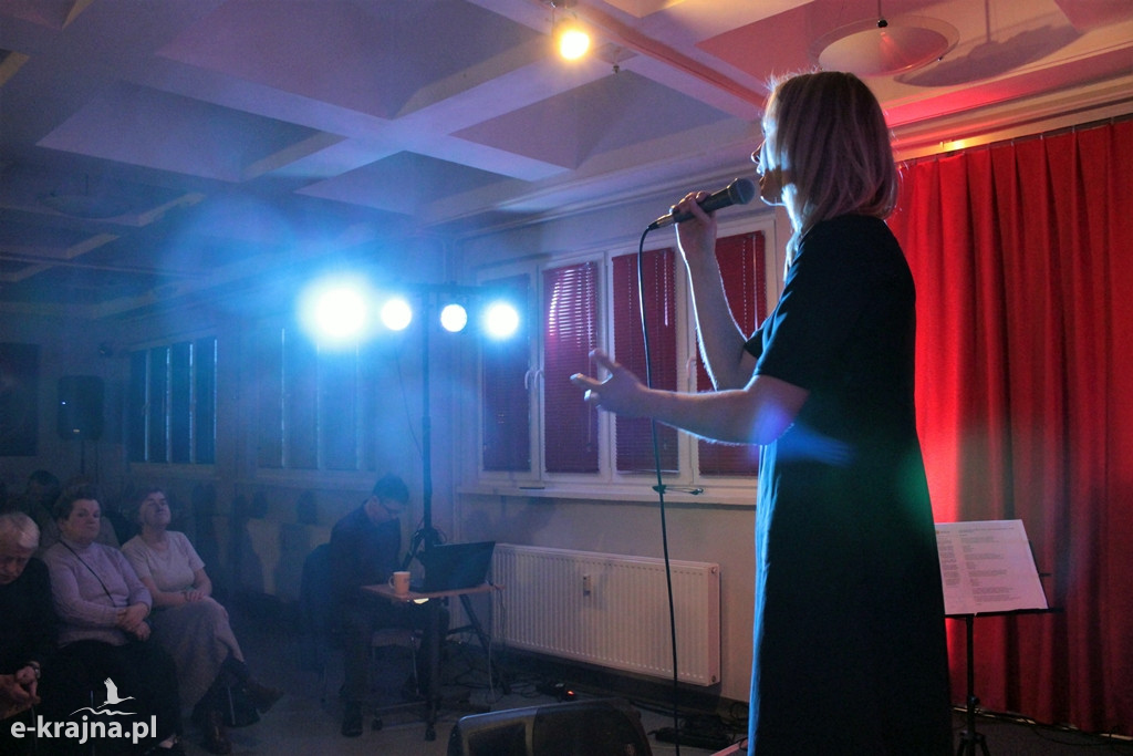 Czas nas uczy pogody - recital Emilii Pawłowskiej