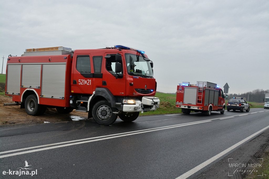 Kolizja na DK-25 w Piasecznie koło Sępólna Krajeńskiego
