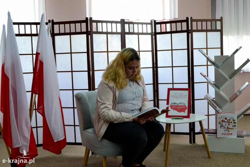 Mistrzowskie czytanie Antologii Niepodległości