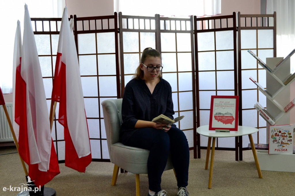Mistrzowskie czytanie Antologii Niepodległości
