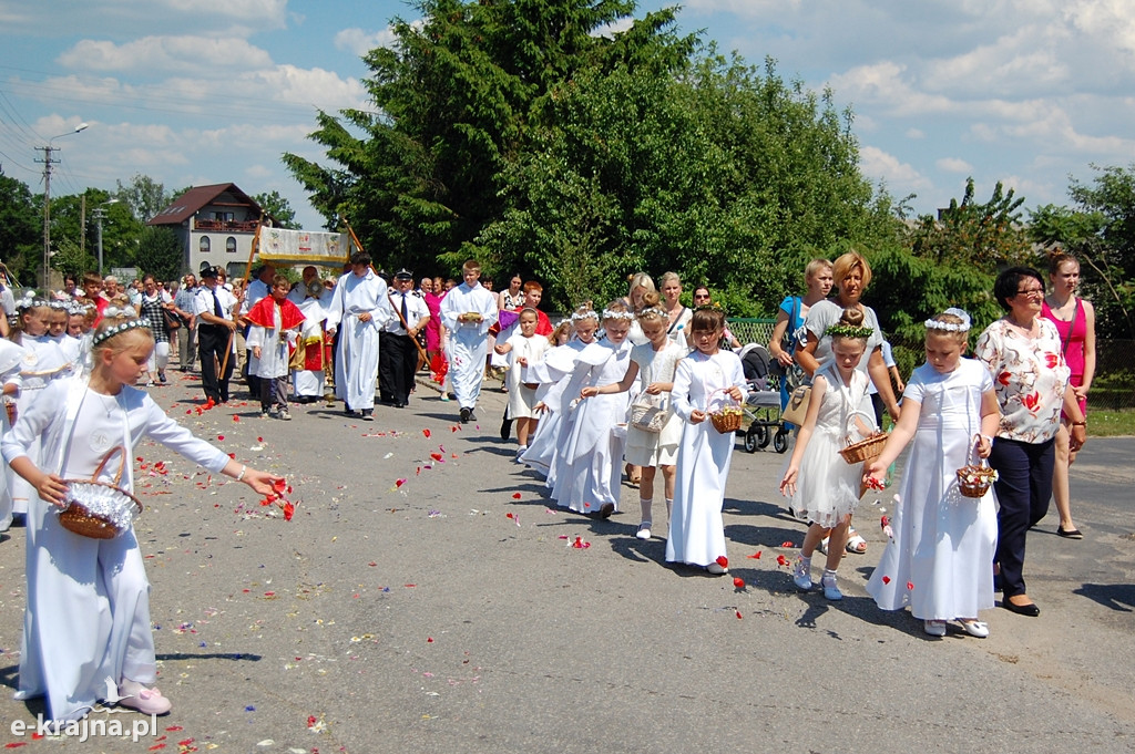 Święto Ciała i Krwi Pańskiej - procesja w Wielowiczu