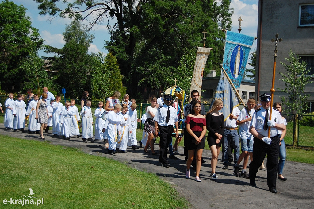 Święto Ciała i Krwi Pańskiej - procesja w Wielowiczu