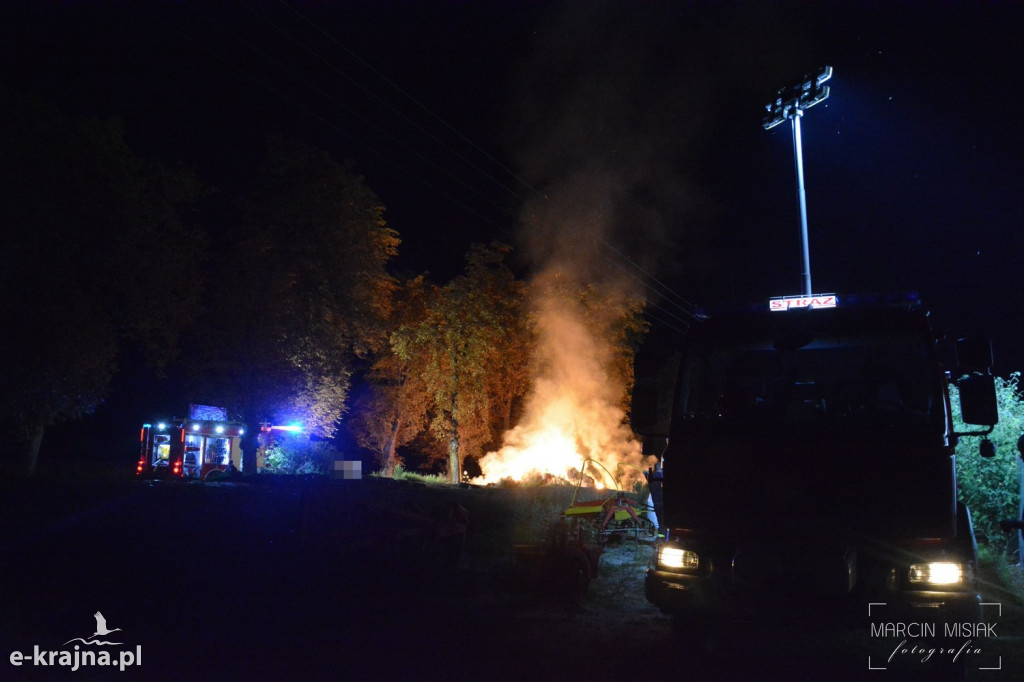 Pożar stogu w Zgniłce